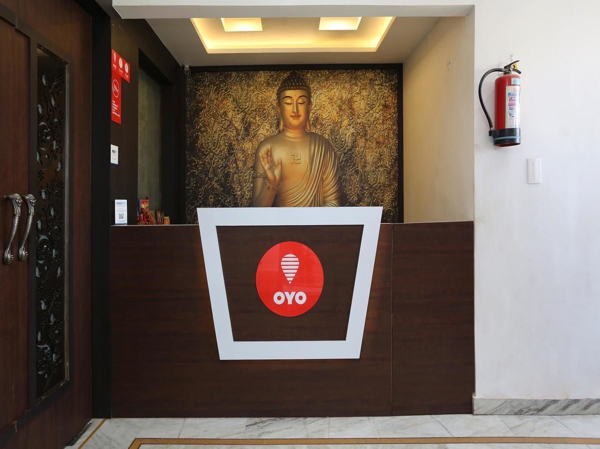 Oyo 10970 Hotel Krishna Palace Gorakhpur Exterior photo